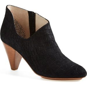 - Matt Bernson Jagguar Croc embossed cutout bootie
